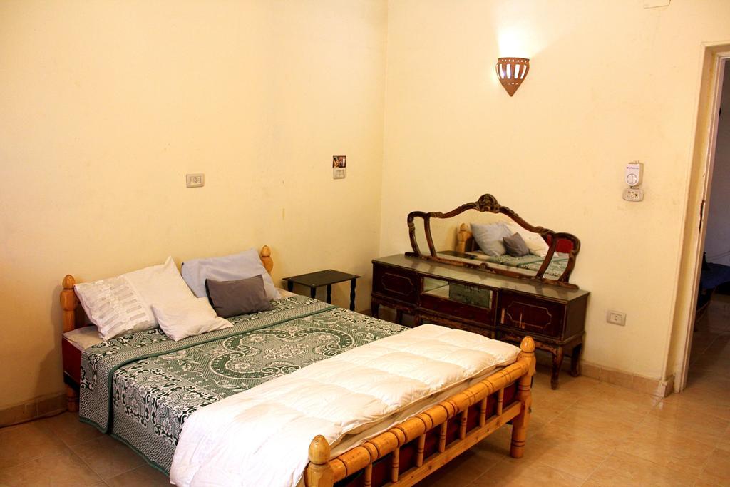 Pyramids Loft Homestay Kafrat al Jabal Phòng bức ảnh