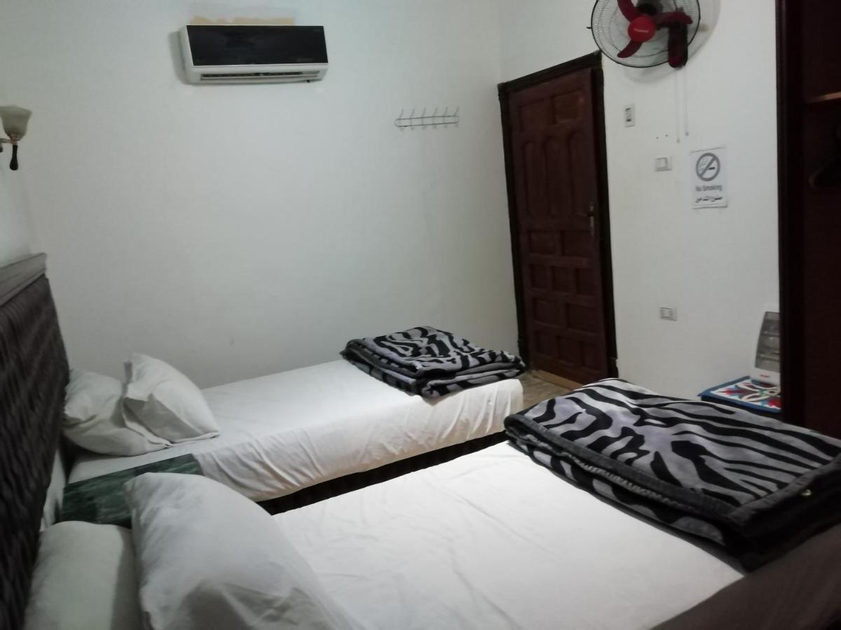 Pyramids Loft Homestay Kafrat al Jabal Ngoại thất bức ảnh